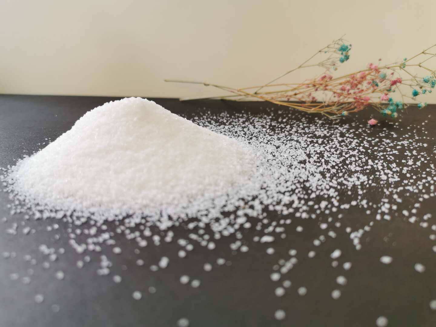 鋼鐵冶金廢水和聚丙烯酰胺有什么關(guān)聯(lián)？
